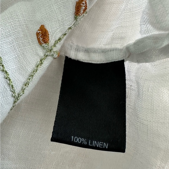 Avenue 100% White Linen Embroidered Floral Boho Top size Large - Picture 5 of 6